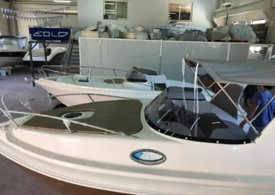 EOLO 590 Cabin Cruiser