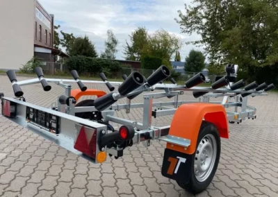 Thomas BT 750 L (GUMIHAJÓKNAK)